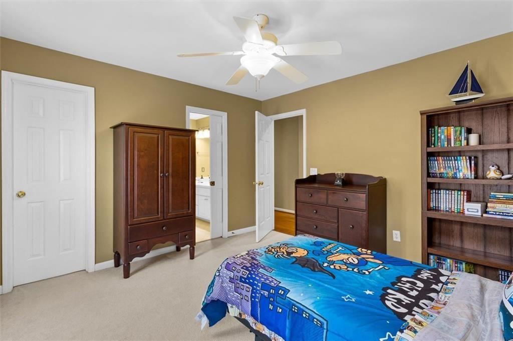210 York Town Circle Property Photo 46