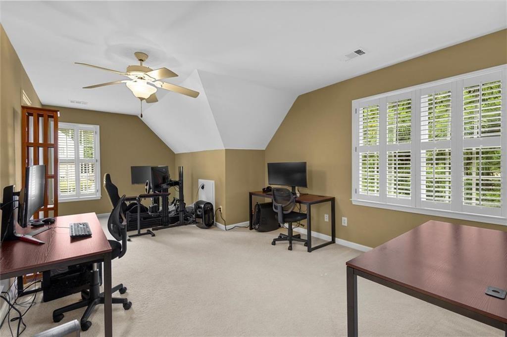 210 York Town Circle Property Photo 51