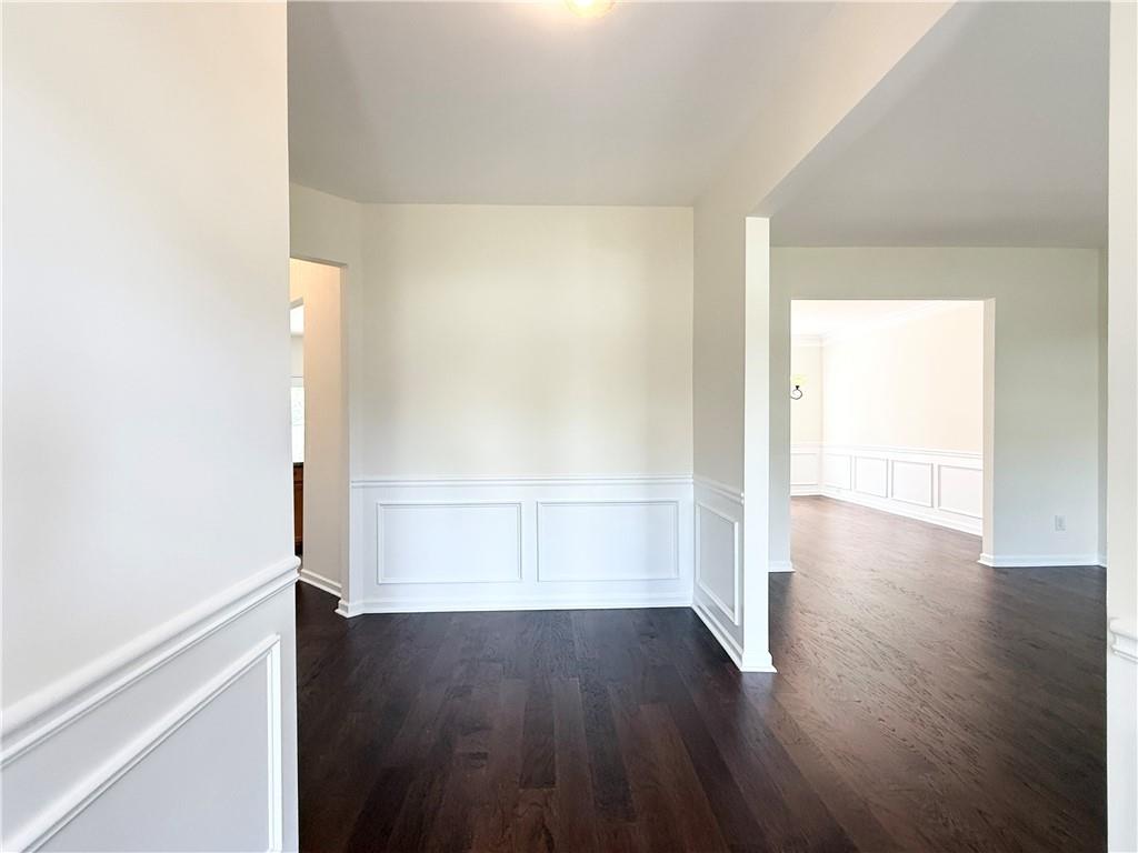 1115 Grey Rock Way Property Photo 3