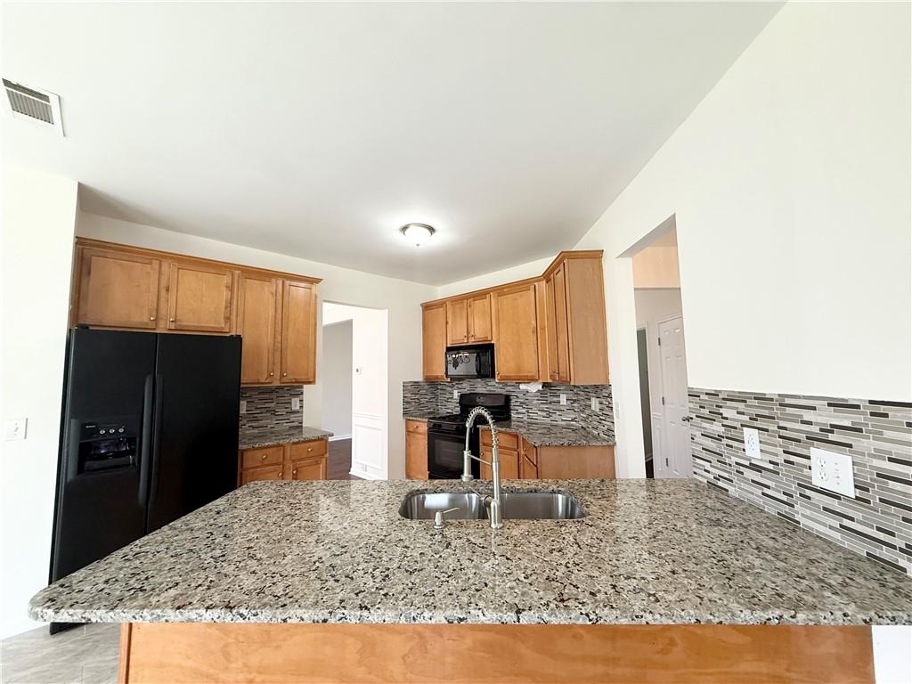 1115 Grey Rock Way Property Photo 10