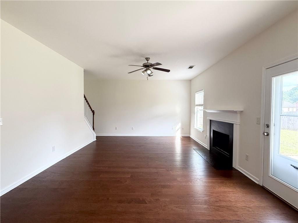 1115 Grey Rock Way Property Photo 12