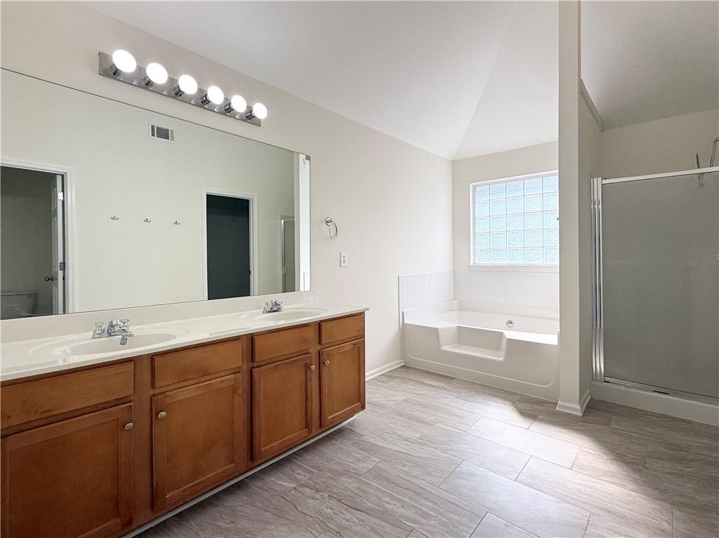 1115 Grey Rock Way Property Photo 18