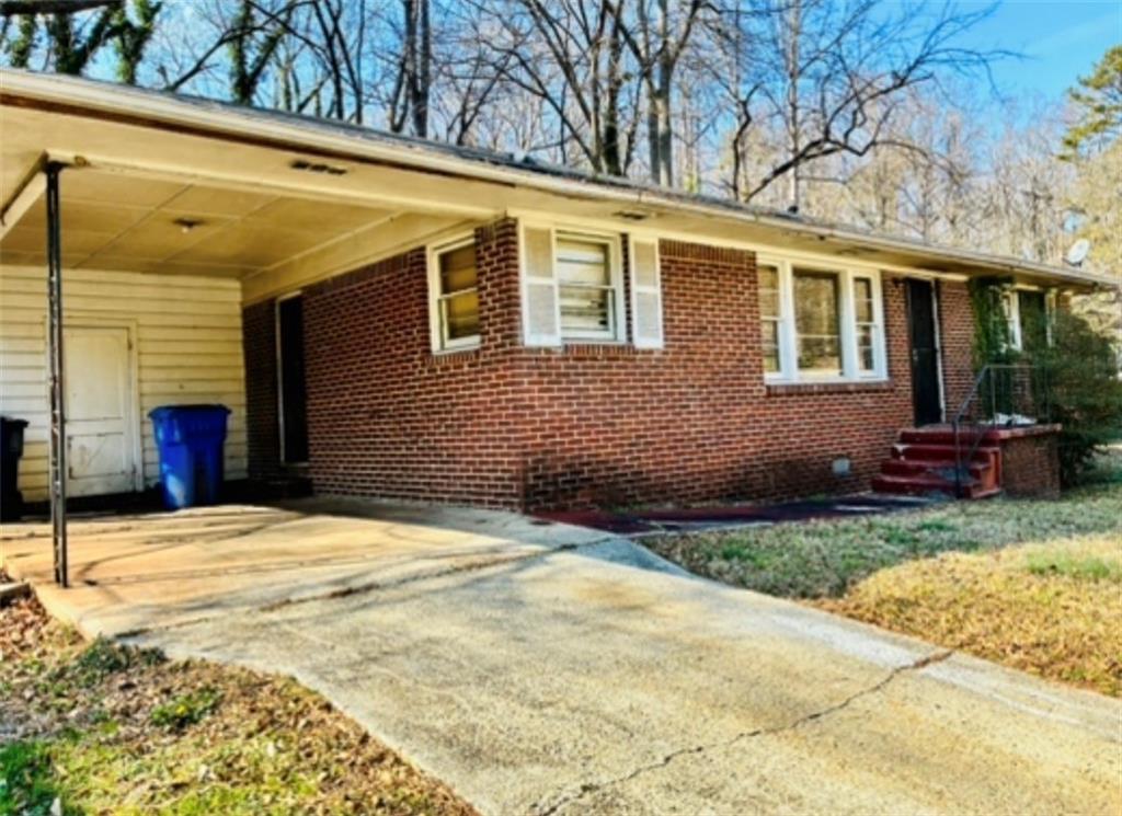 2737 Altaview Drive Property Photo 1