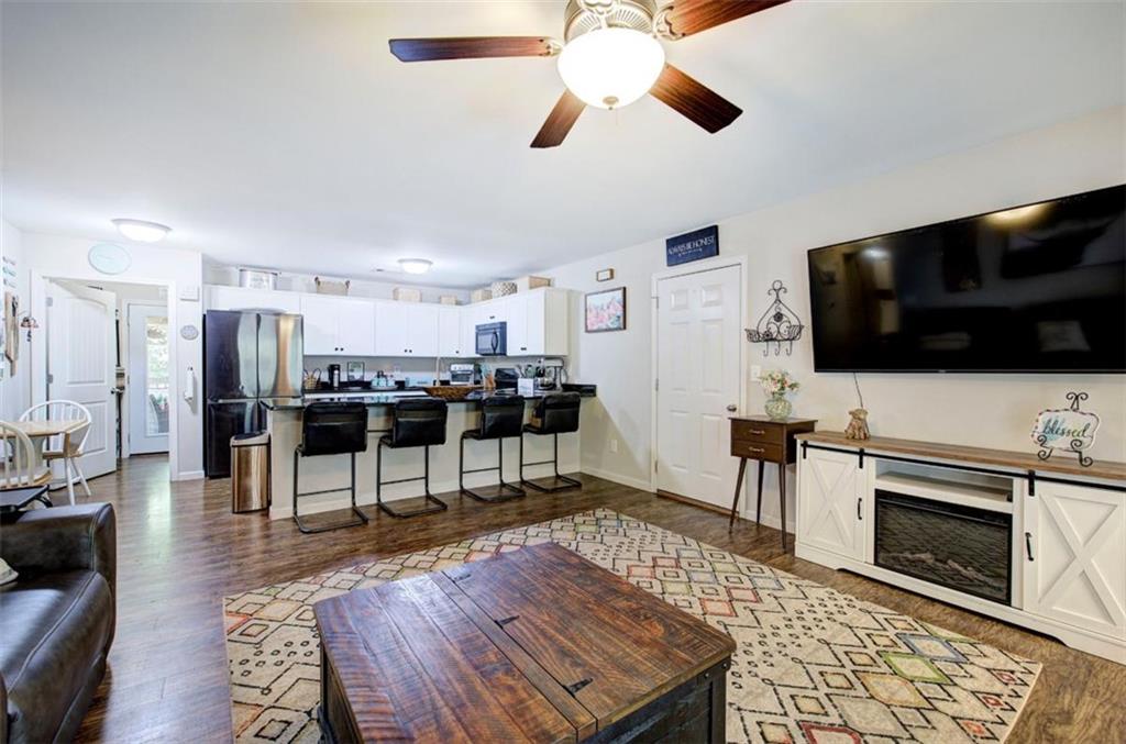 149 Dabbs Bridge Road Property Photo 3