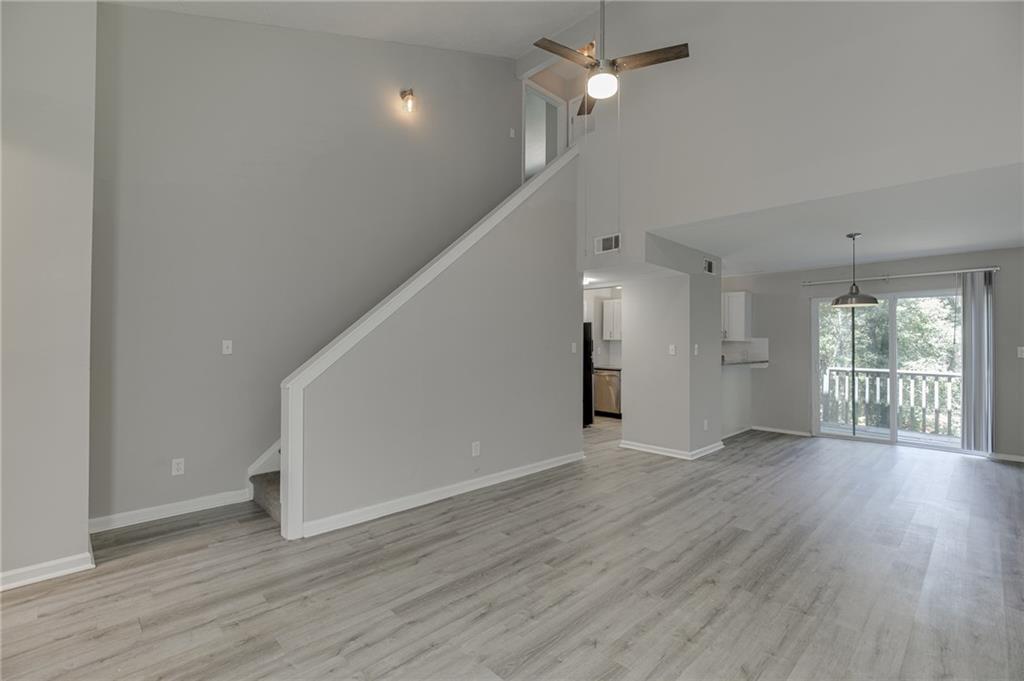3932 Darryl Lane Property Photo 8