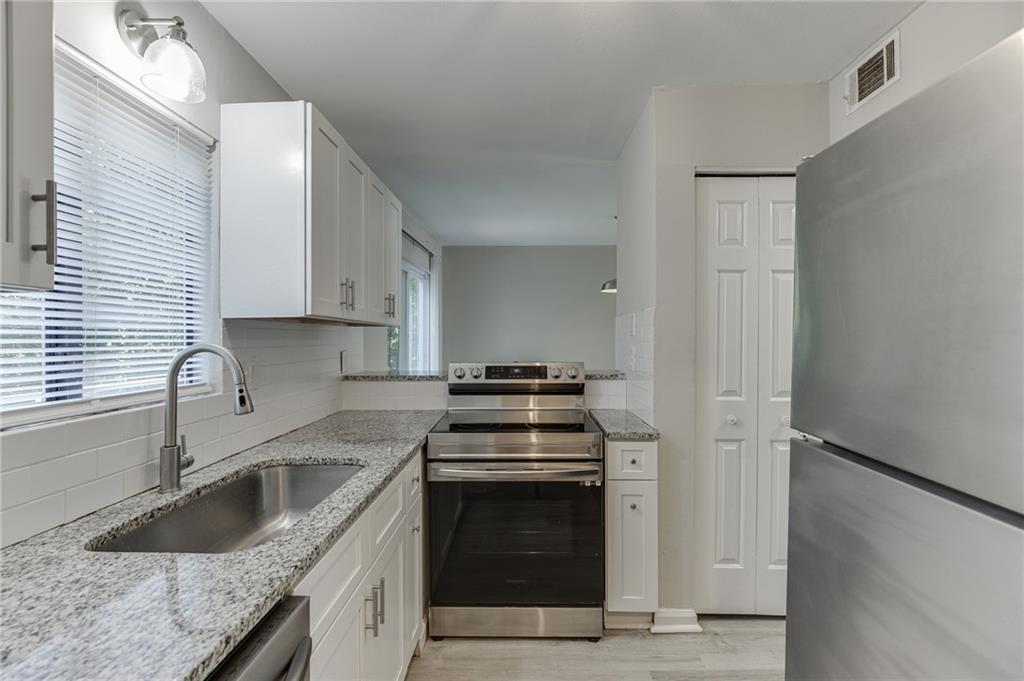 3932 Darryl Lane Property Photo 16