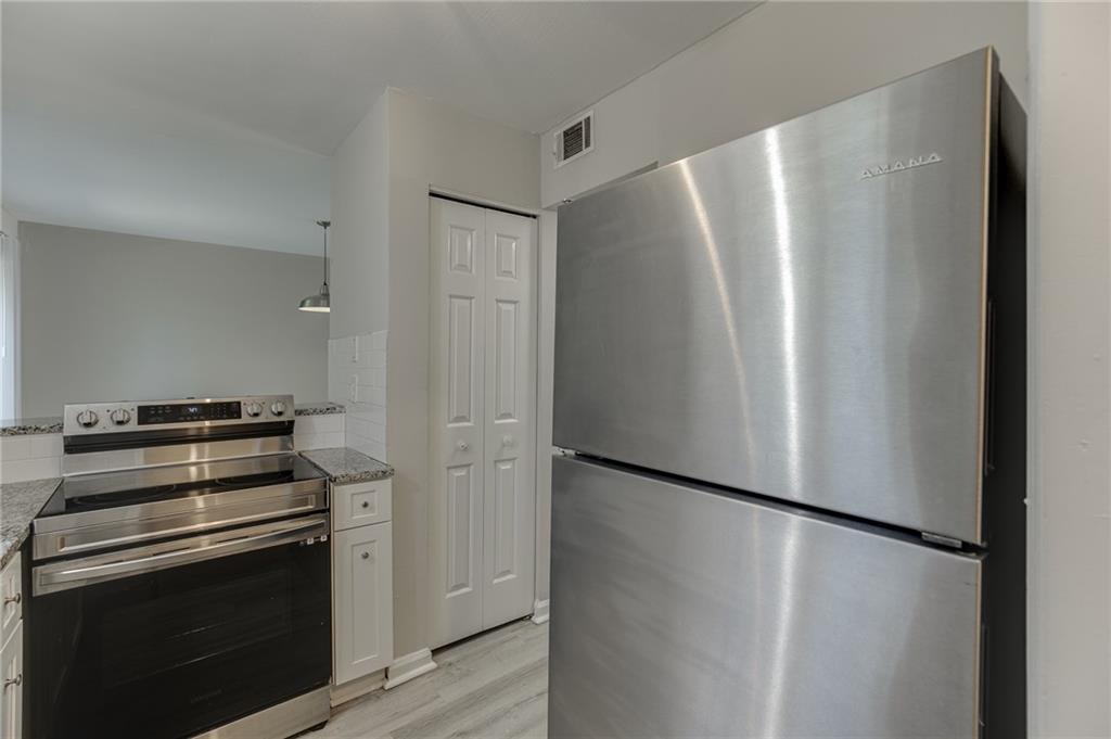 3932 Darryl Lane Property Photo 18