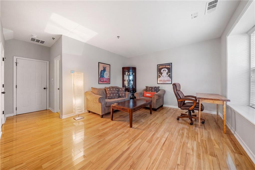 7830880 Property Photo 17