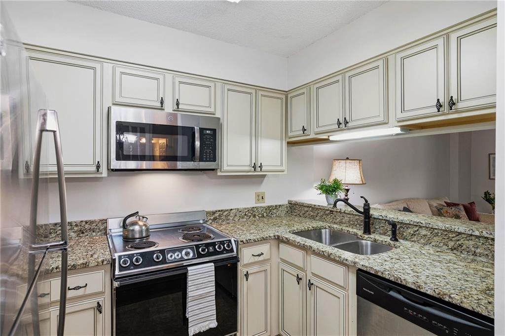 1800 Clairmont Lake Unit A116 Property Photo 1