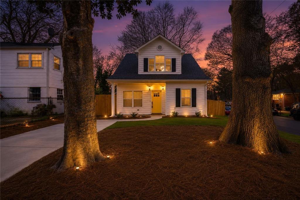 56 Holly Road Nw Property Photo 1