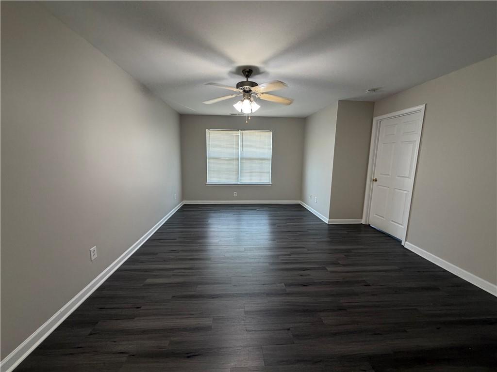800 Stonehaven Circle Unit 800 Property Photo 2