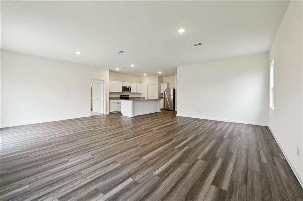 32 Crescent Boulevard Property Photo 18