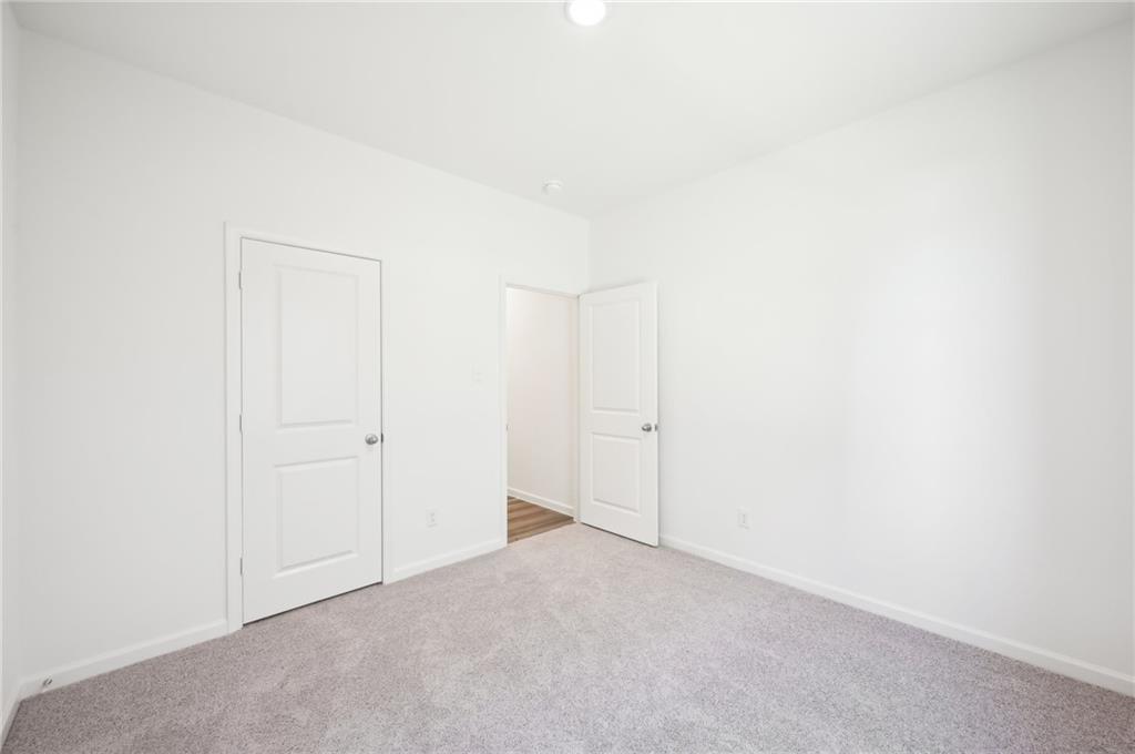 32 Crescent Boulevard Property Photo 36
