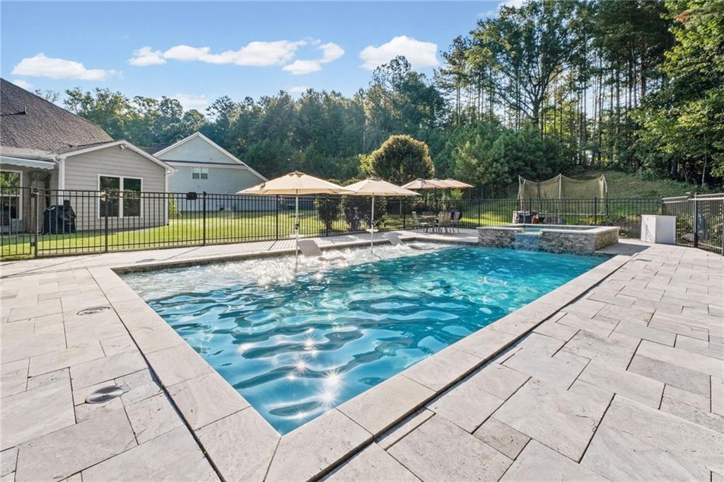 472 Greyfield Drive Property Photo 43