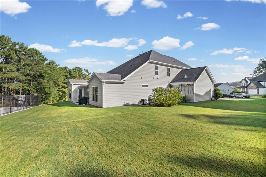 472 Greyfield Drive Property Photo 44
