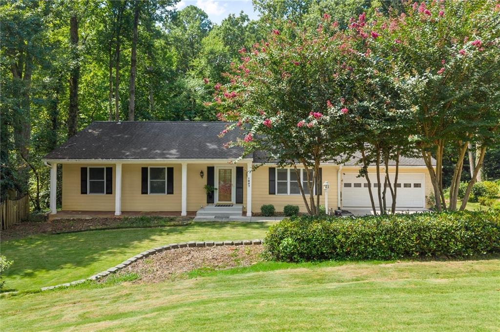 1857 Meadowood Drive Property Photo 1