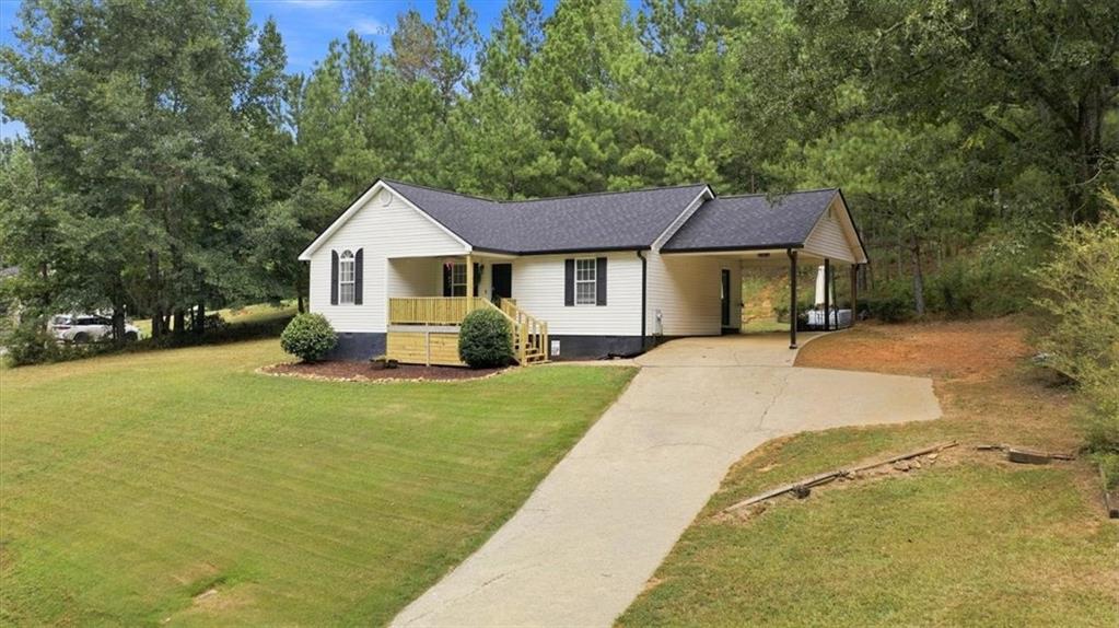 452 Parrish Road Property Photo 2