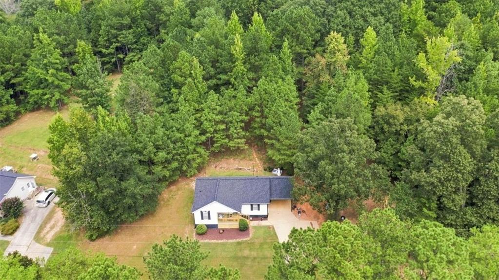 452 Parrish Road Property Photo 5