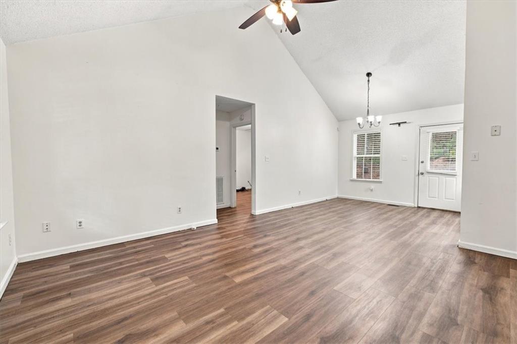 452 Parrish Road Property Photo 7