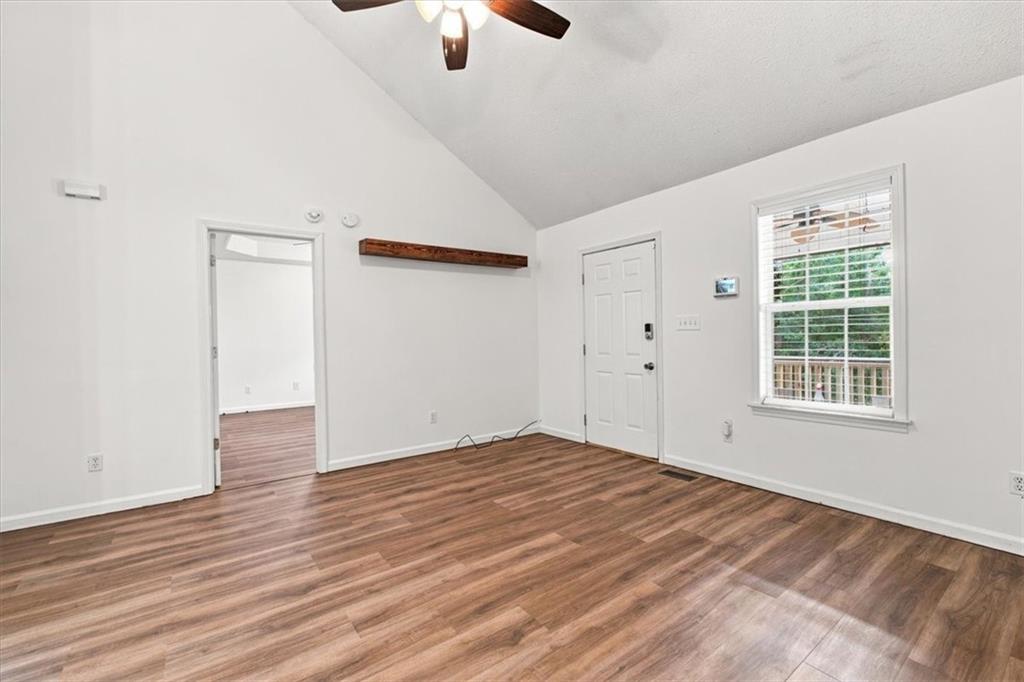 452 Parrish Road Property Photo 8