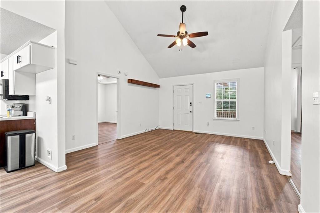 452 Parrish Road Property Photo 10
