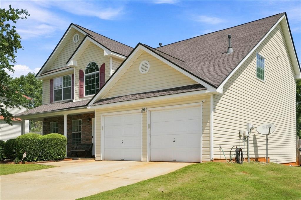 210 Spring Lake Terrace Property Photo 2