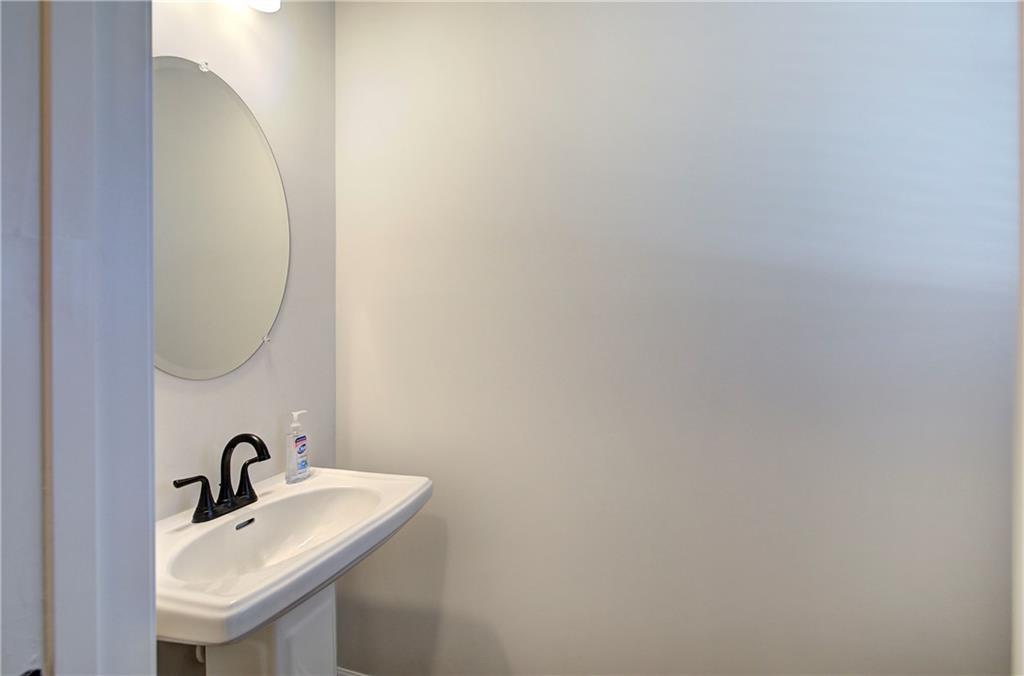 810 Dundee Way Property Photo 17