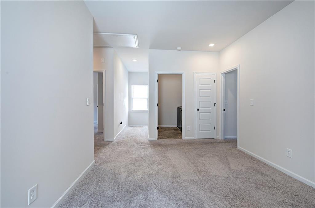 810 Dundee Way Property Photo 20