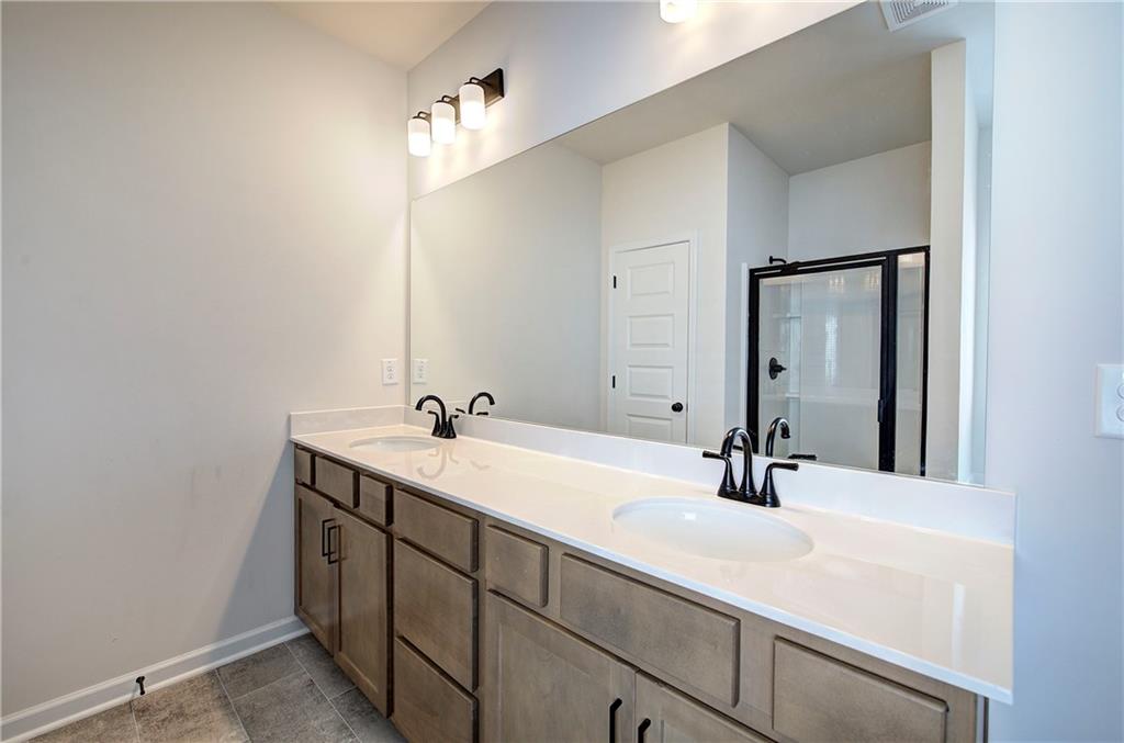 810 Dundee Way Property Photo 34