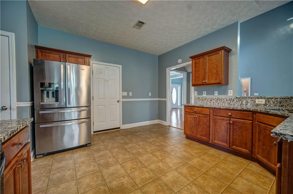 249 Hedgewood Drive Property Photo 6