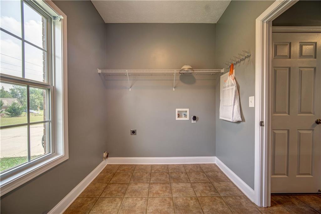 249 Hedgewood Drive Property Photo 15