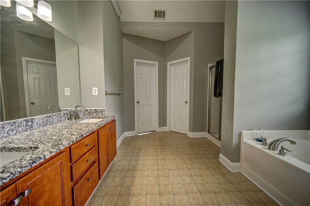 249 Hedgewood Drive Property Photo 44