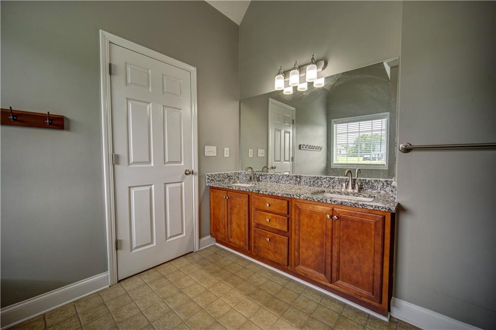 249 Hedgewood Drive Property Photo 45