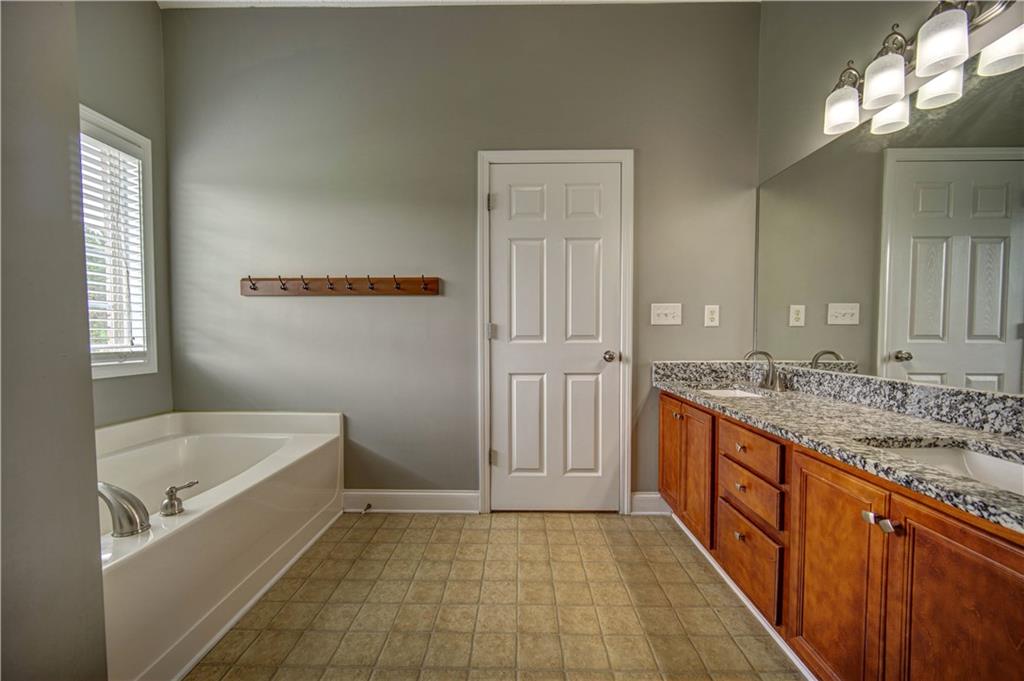 249 Hedgewood Drive Property Photo 46