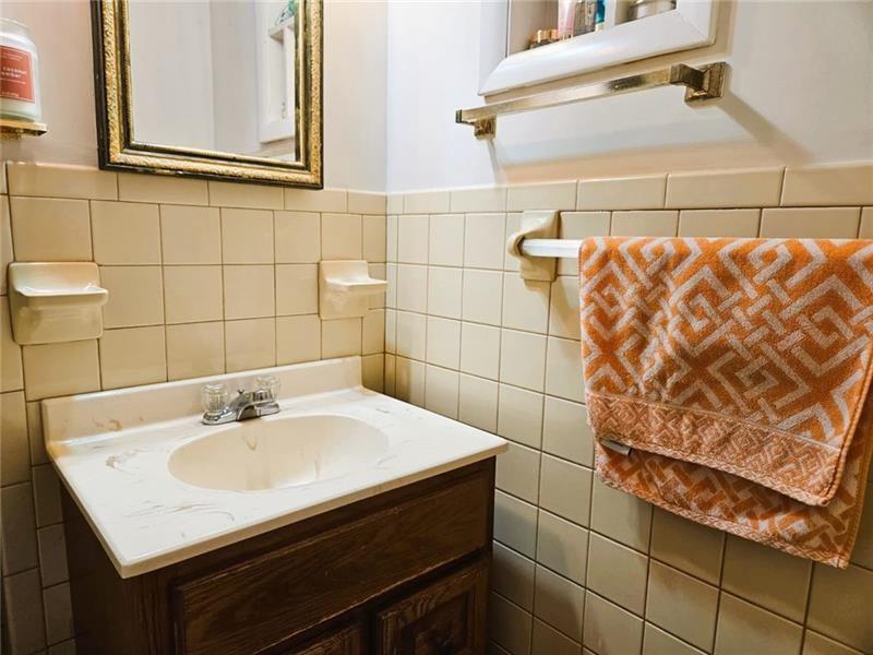 202 S Sage Street Property Photo 8
