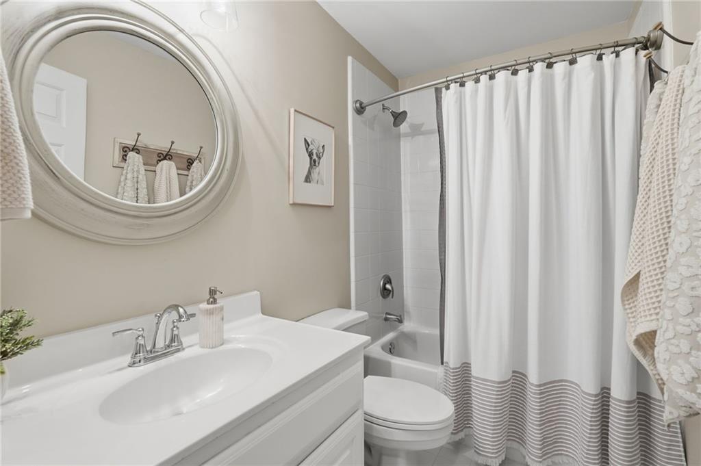 940 River Cove Drive Property Photo 32