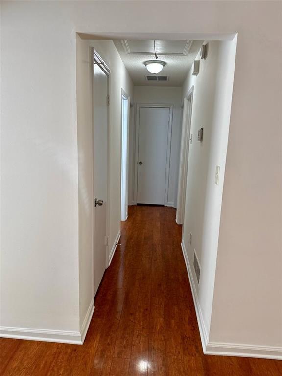 108 Hilltop Circle Property Photo 3