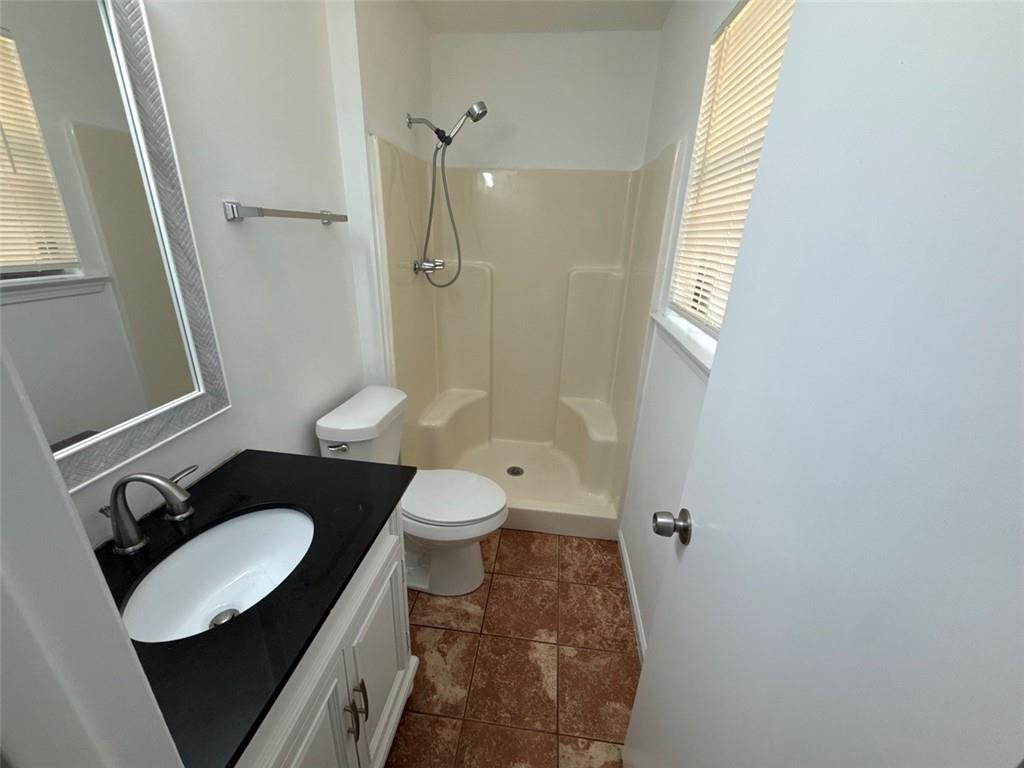 108 Hilltop Circle Property Photo 6