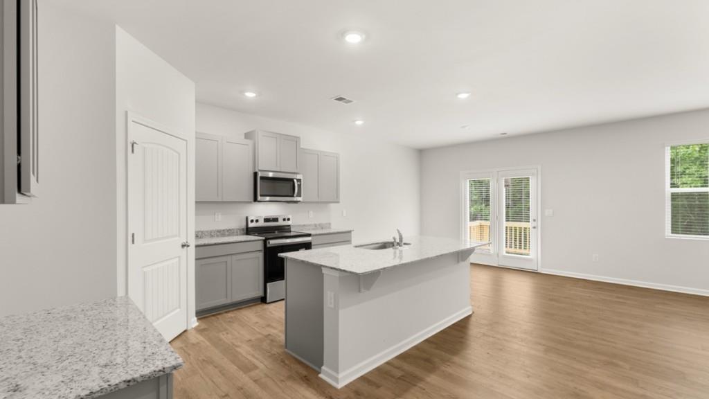 8156 Coldstream Drive Property Photo 4
