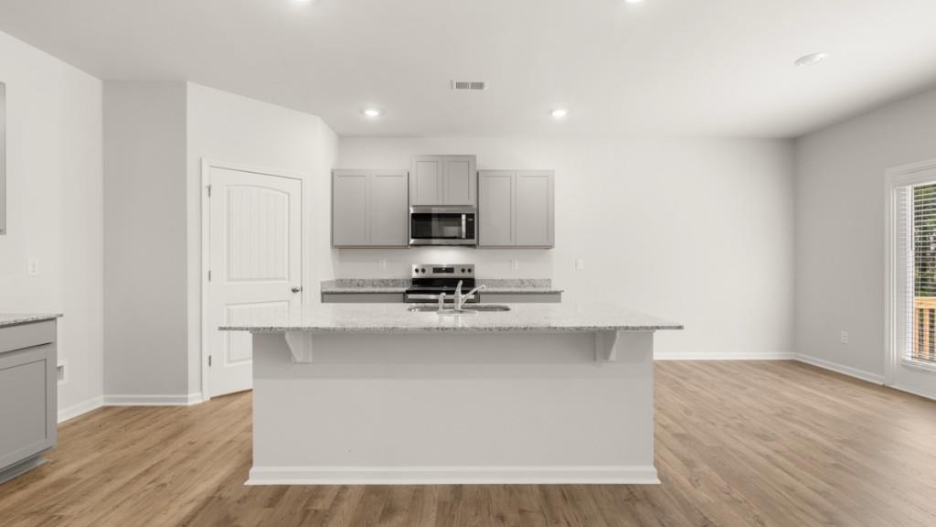 8156 Coldstream Drive Property Photo 6