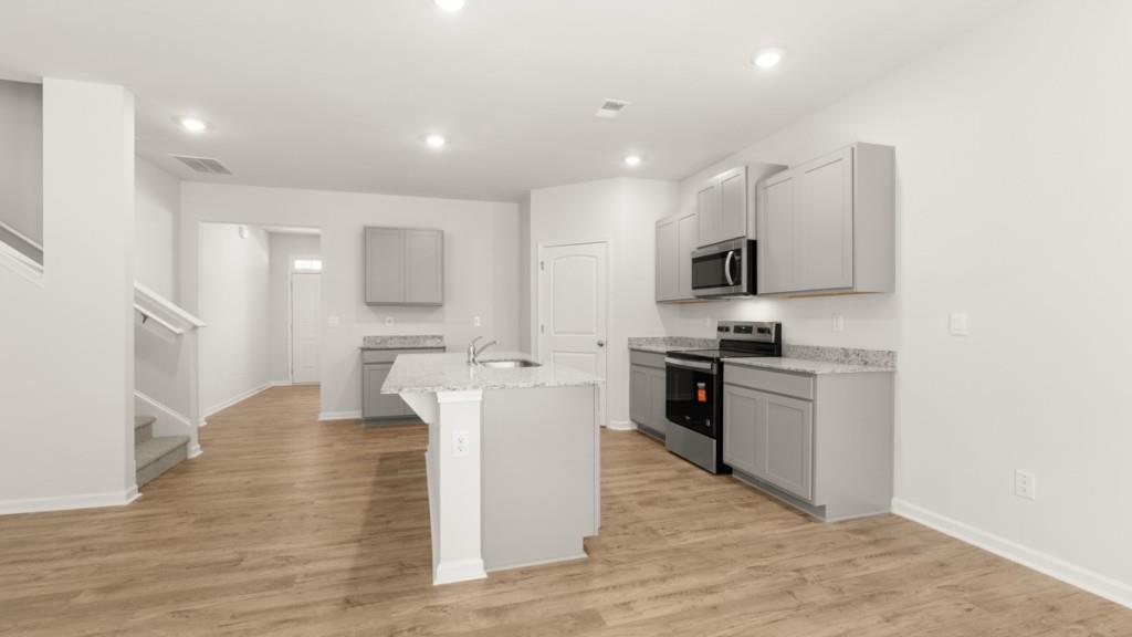 8156 Coldstream Drive Property Photo 8