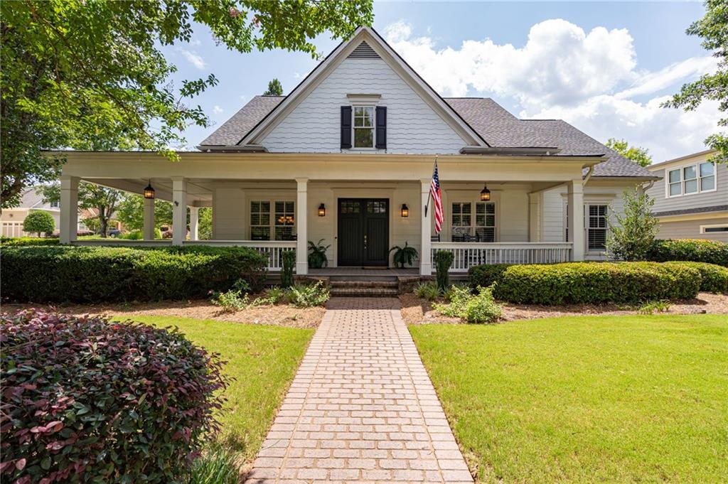 300 Horseshoe Bend Property Photo 1