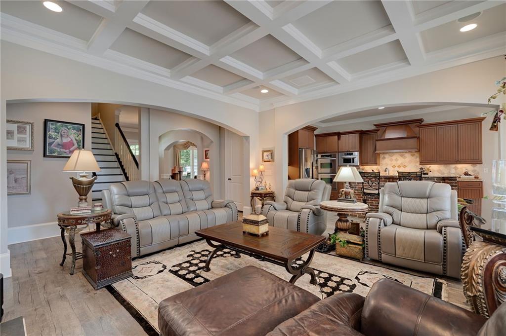 300 Horseshoe Bend Property Photo 7
