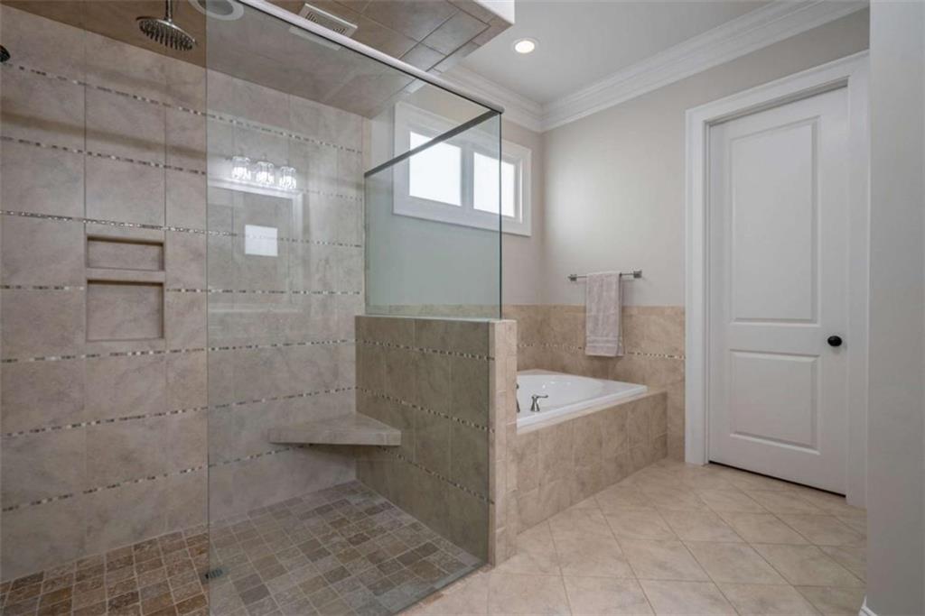 3790 Greenleffe Drive Property Photo 24