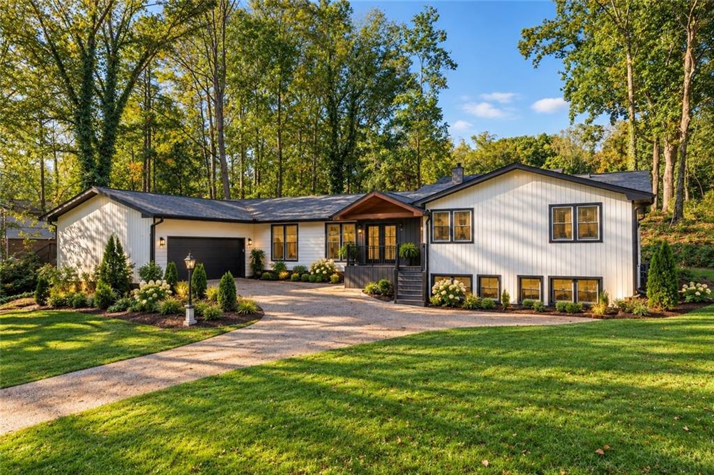 2281 Fox Hound Parkway Property Photo 1