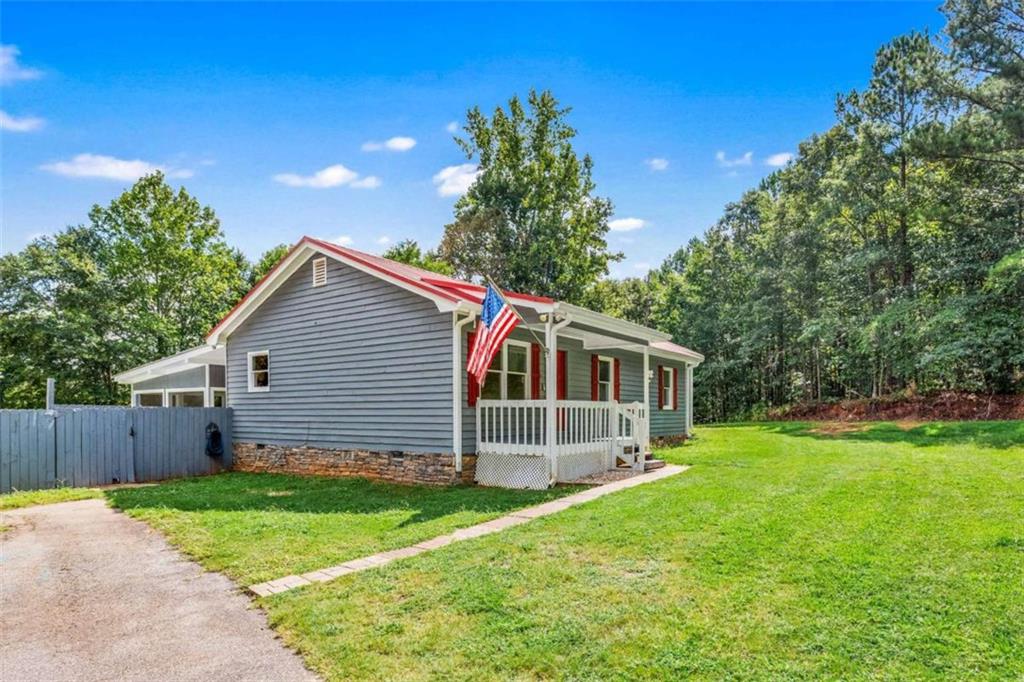214 Paul Smith Road Property Photo 10