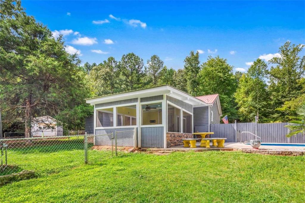 214 Paul Smith Road Property Photo 13