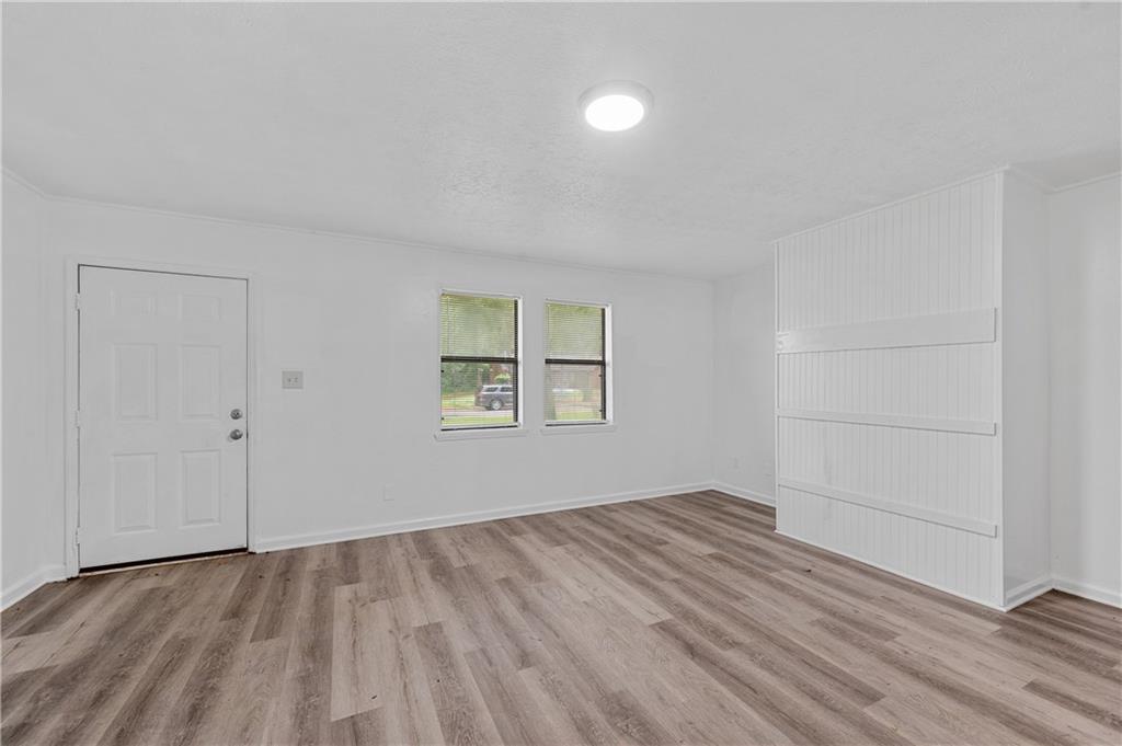200 Tanglewood Drive Unit B Property Photo 3
