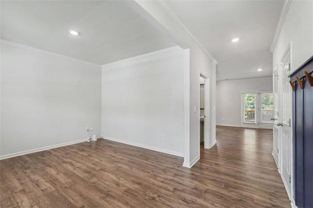 7576 Jennadee Drive Property Photo 15