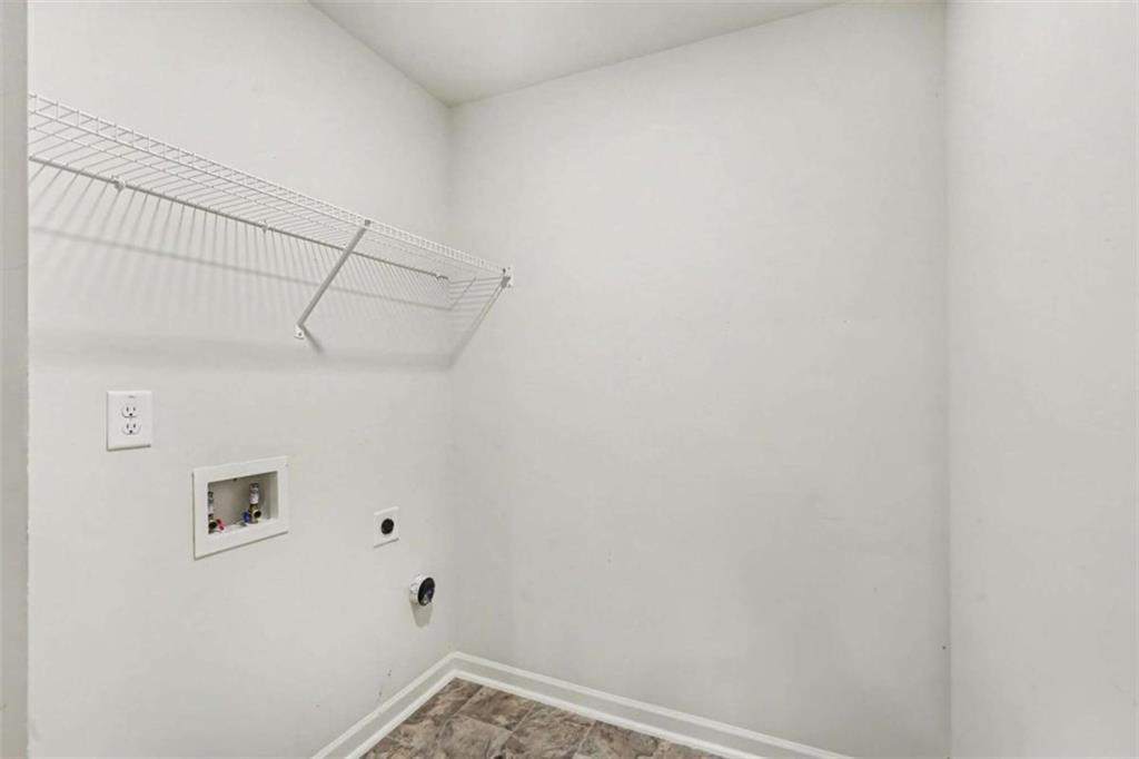 7576 Jennadee Drive Property Photo 25
